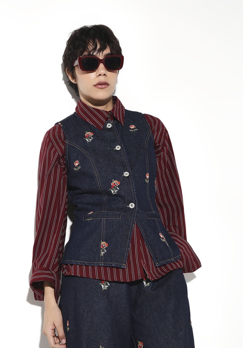 only Embroidered Women Waistcoat-picture-33