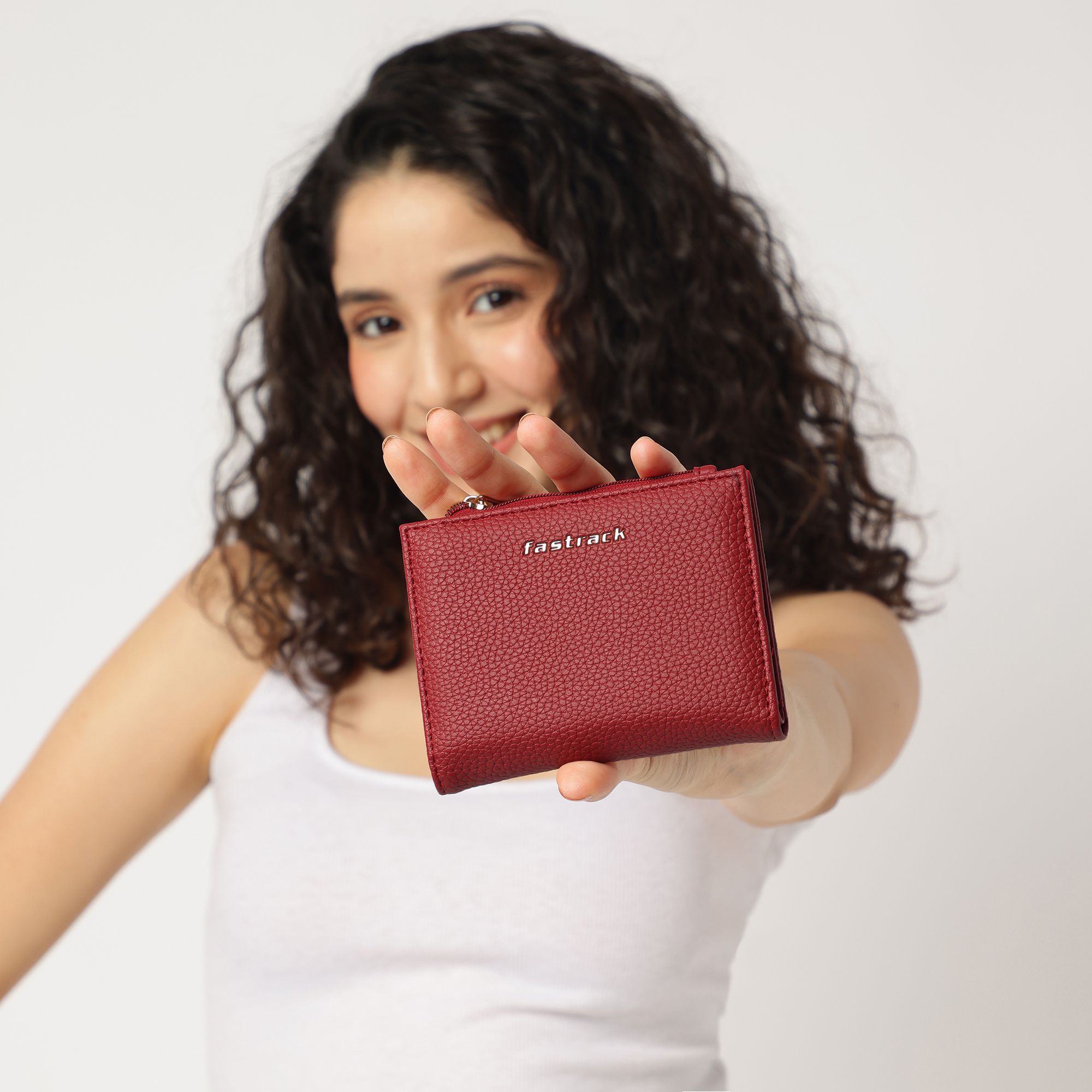 Women Casual Red Artificial Leather Wallet-image-29