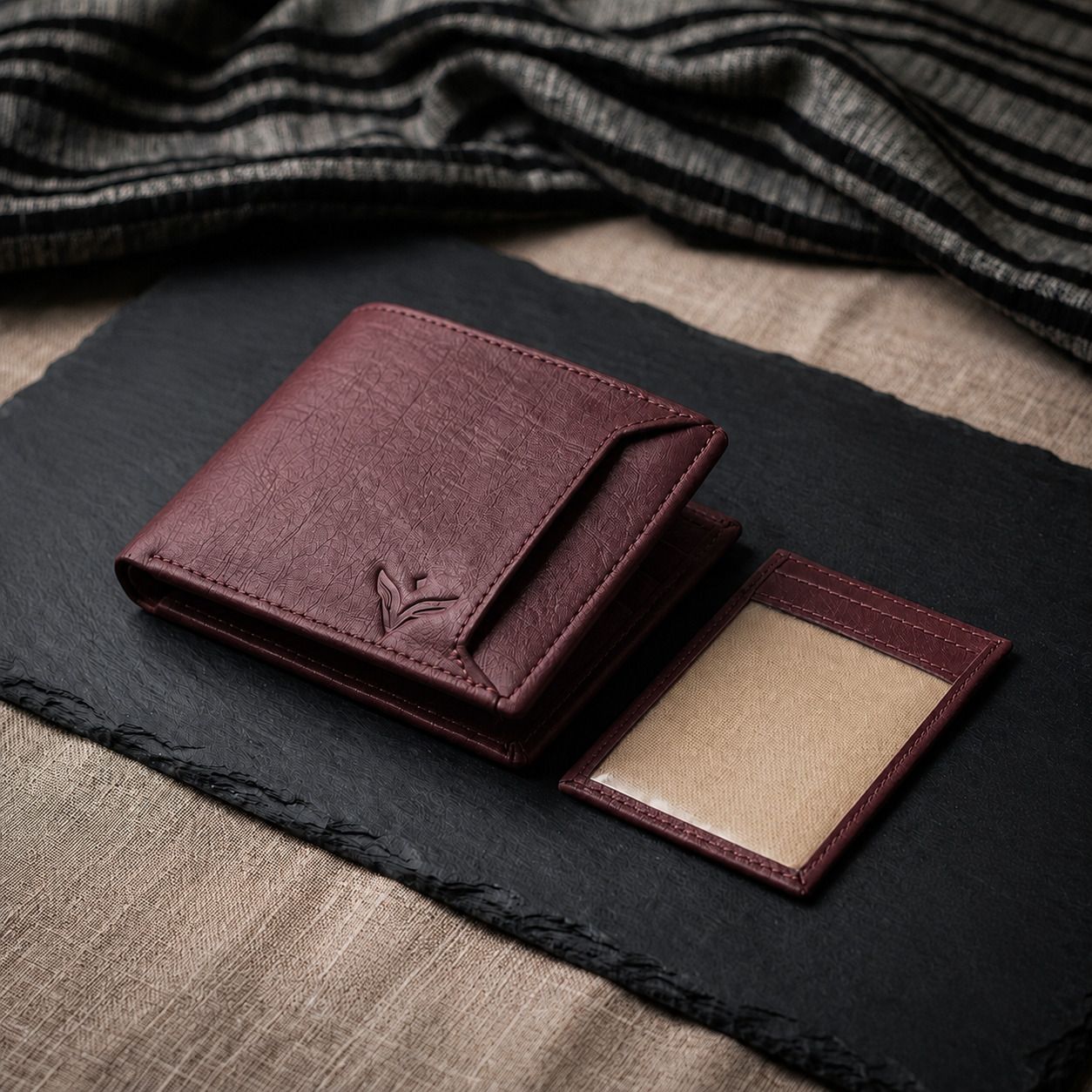 Men Casual Maroon Artificial Leather Wallet-image-5