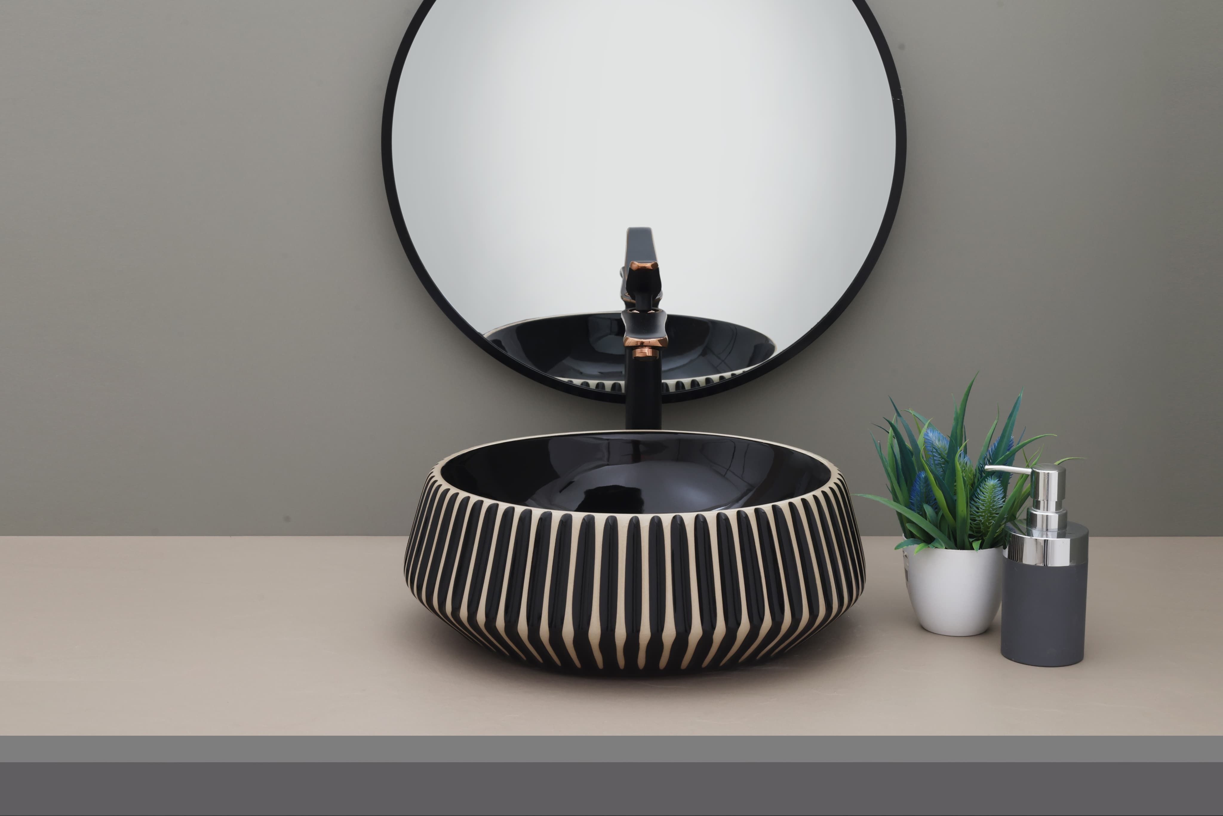 PREMIUM CERAMIC DESIGNER WASH BASIN ROUND GLOSSY Table Top Basin-image-37