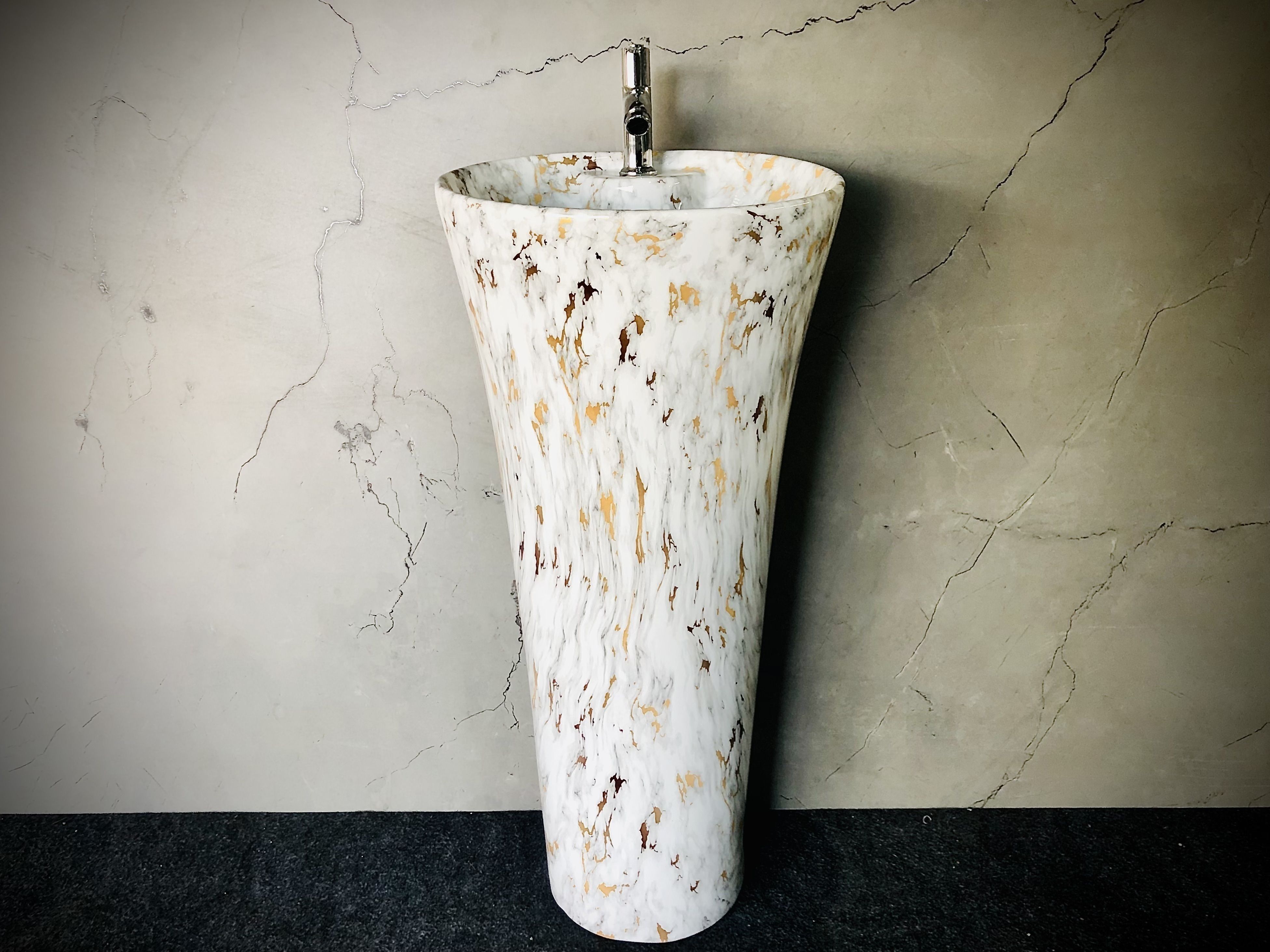 Pedestal Onepiece Designer Washbasin with Waste Pipe & Coupling set (15*15)(M01) Pedestal Basin-image-17