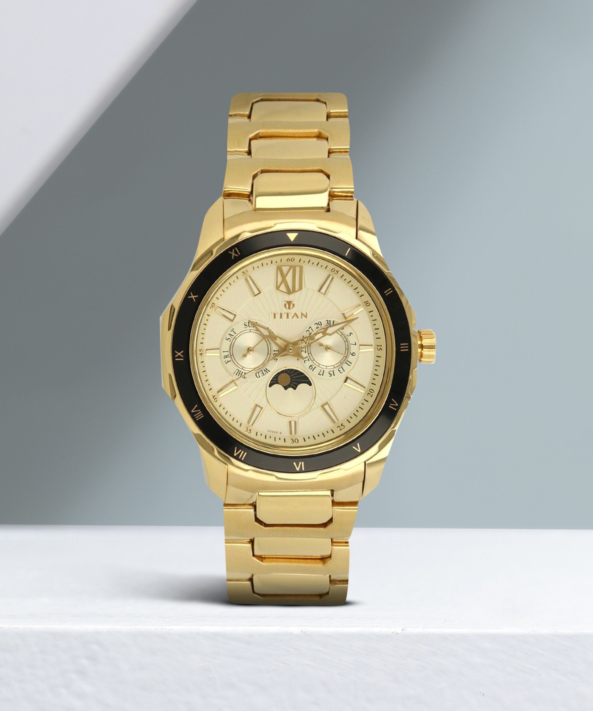 titan Regal Crest Analog Watch - For Men NQ1688KM01-picture-13