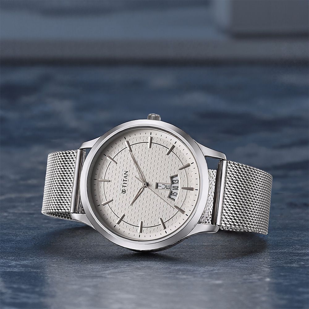Titan KARISHMA RADIANCE-2.0 Analog Watch - For Men NT1825SM10-image-3