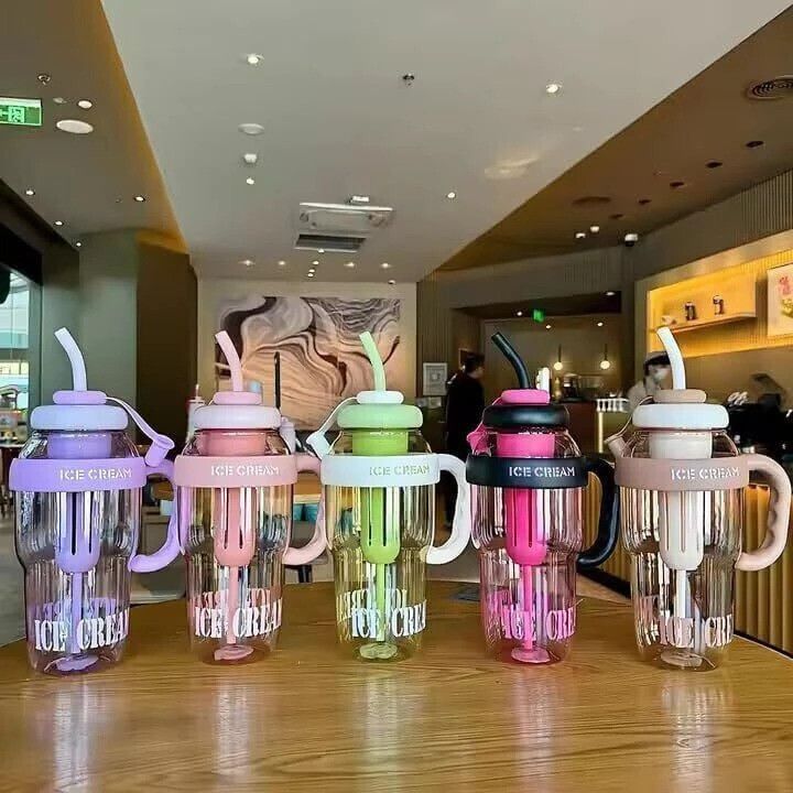 ICE CREAM WATER BOTTLE_001 1300 ml Water Bottle-image-32