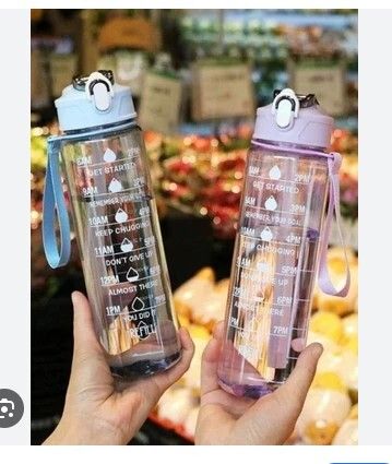 Transparent 900 ml Water Bottles