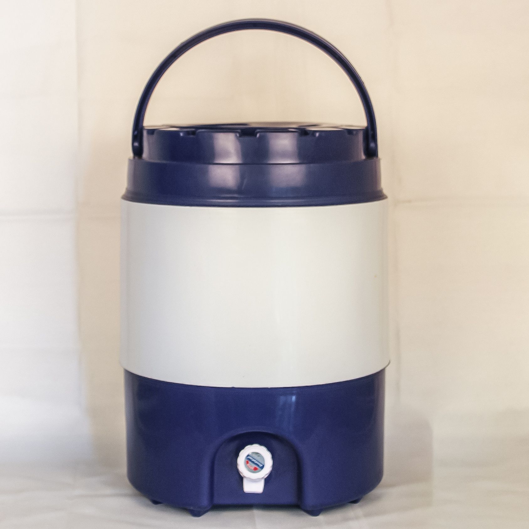 20 Plastic Insulated Water Stroage Jar 20,Set Of -1 20 liter Plastic Insulated Water Stroage Jar 20 Liter, BLue Set Of -1 20 L Drum