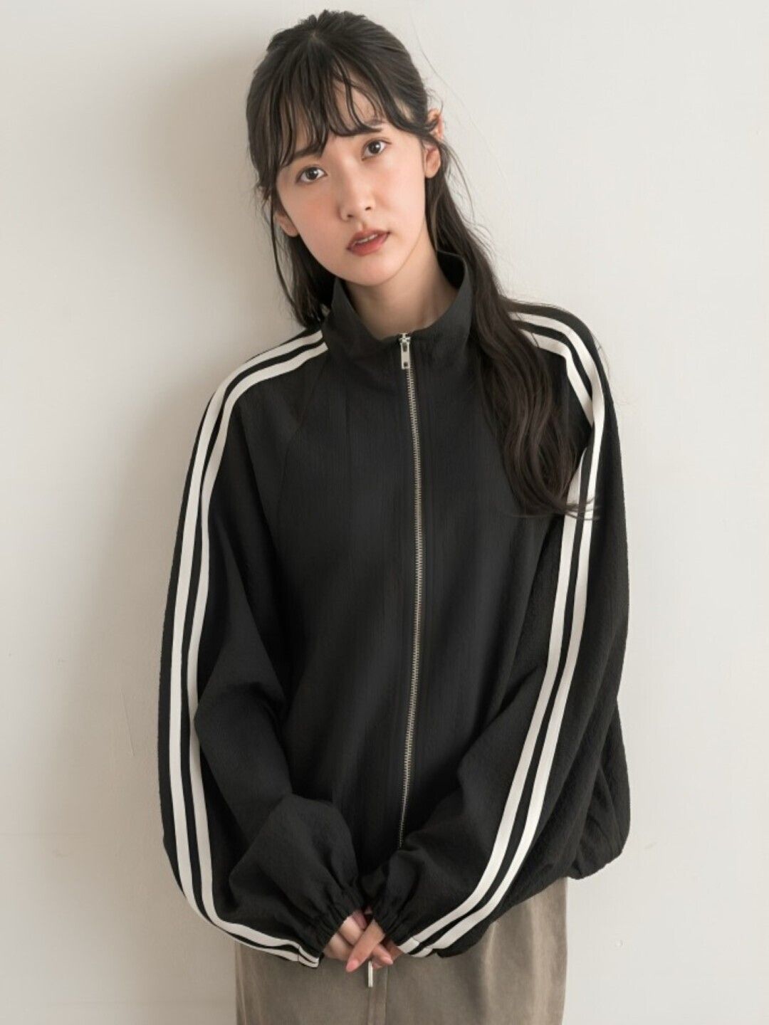 MAYKR Solid Women Wind Cheater